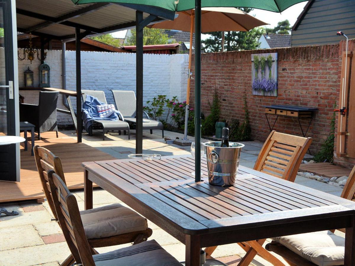 Lovely Holiday Home In Noordwijkerhout Near Lake Kültér fotó